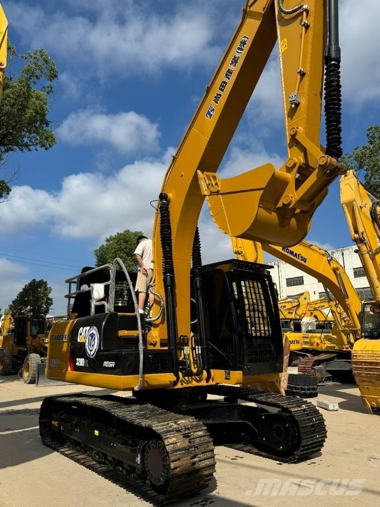CAT CAT320D Midi ekskavatörler 7 - 12 t