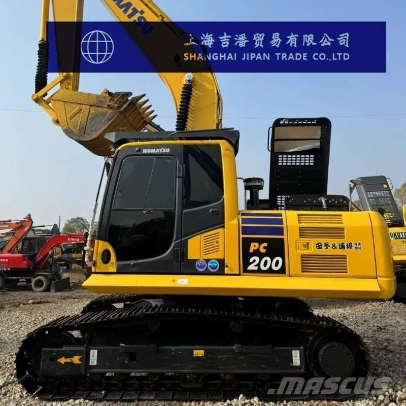 Komatsu PC 200-8 Paletli ekskavatörler