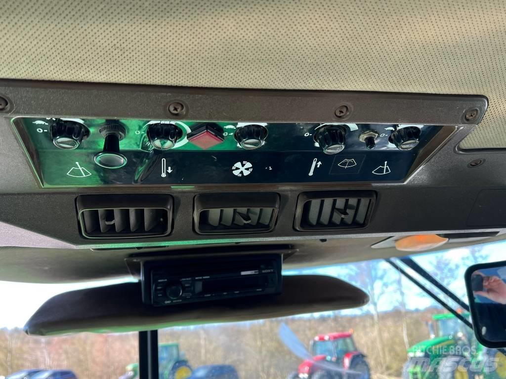 John Deere 4755 Traktörler