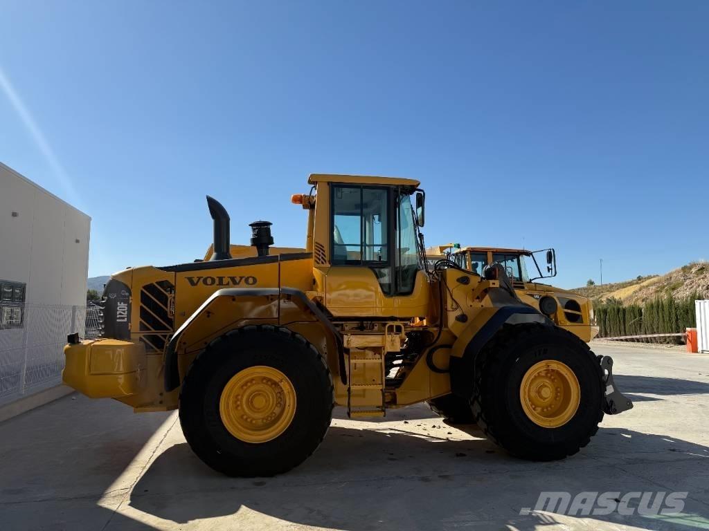 Volvo L 120 F Tekerlekli yükleyiciler