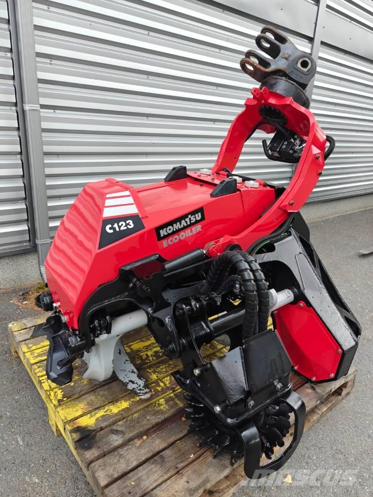Komatsu C 123 Agaç kesme robotlari