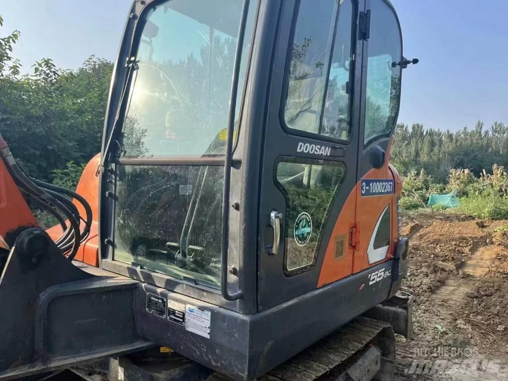 Doosan DX 55 Mini ekskavatörler, 7 tona dek