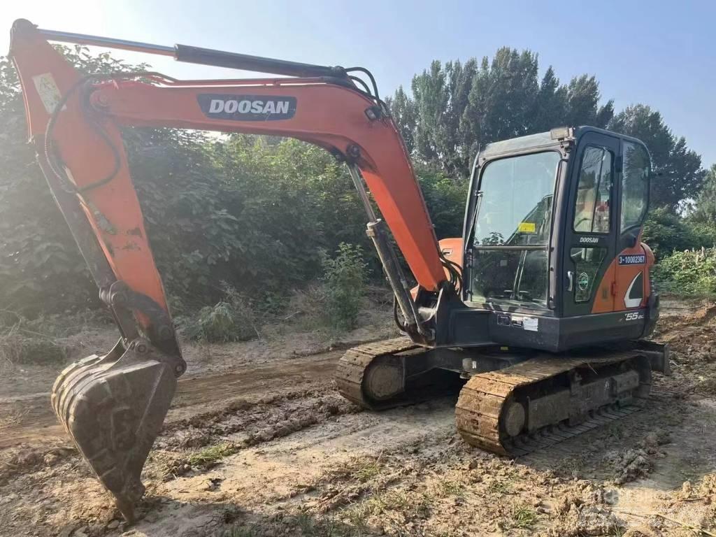 Doosan DX 55 Mini ekskavatörler, 7 tona dek