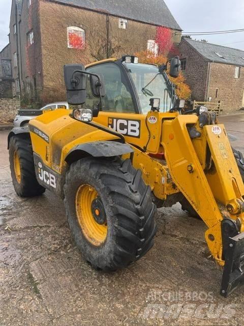 JCB 538-60 Tarimsal teleskopik yükleyiciler