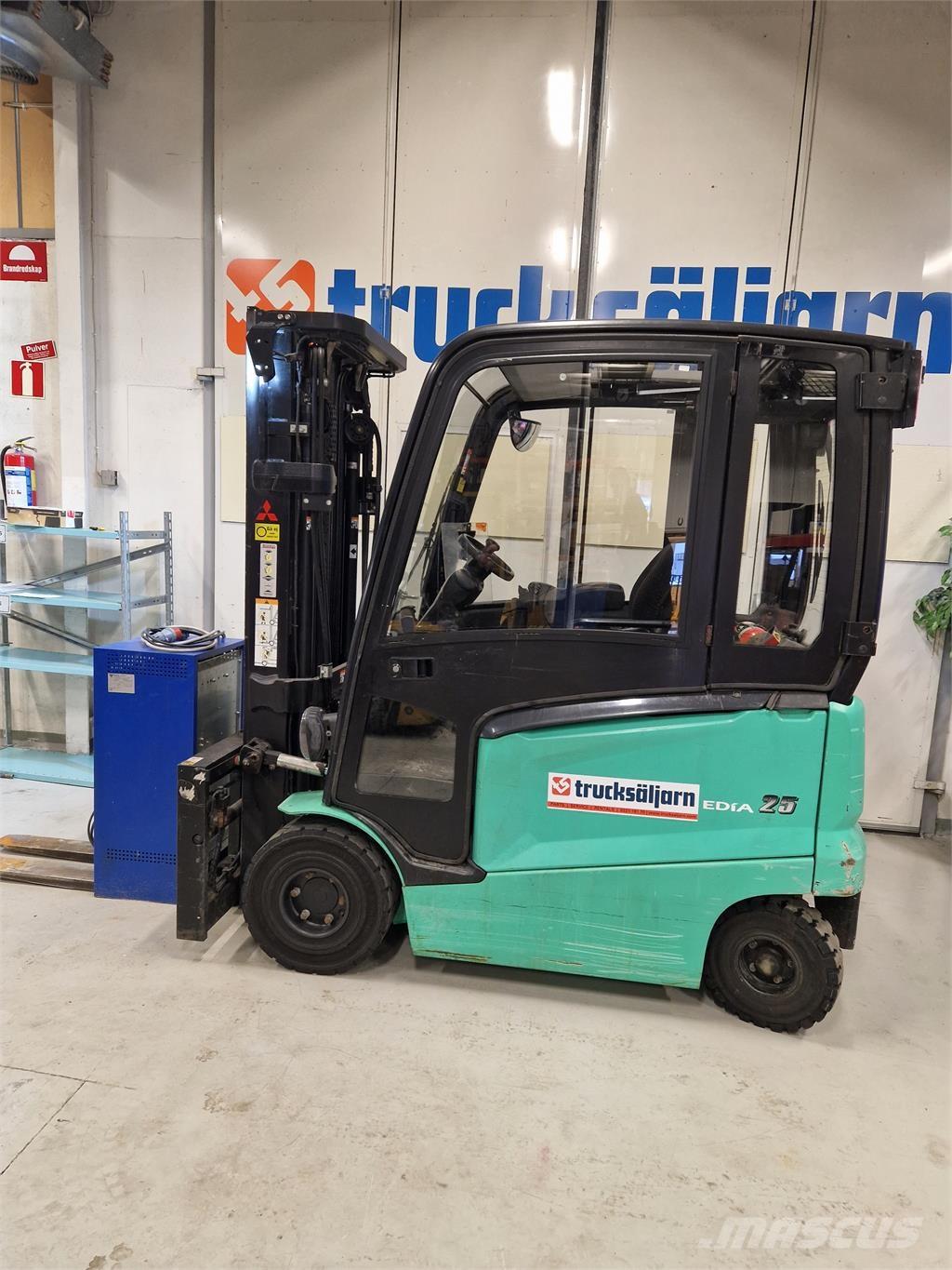 Mitsubishi FB25CN Elektrikli forkliftler