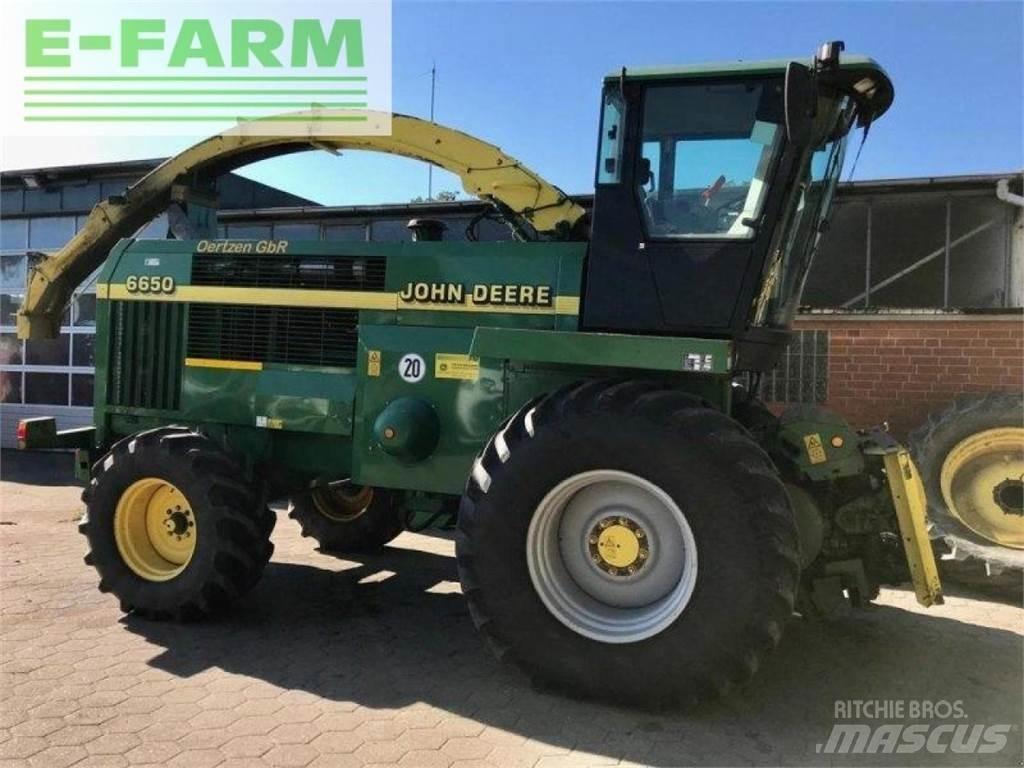 John Deere 6650 Kendi yürür silaj makinalari