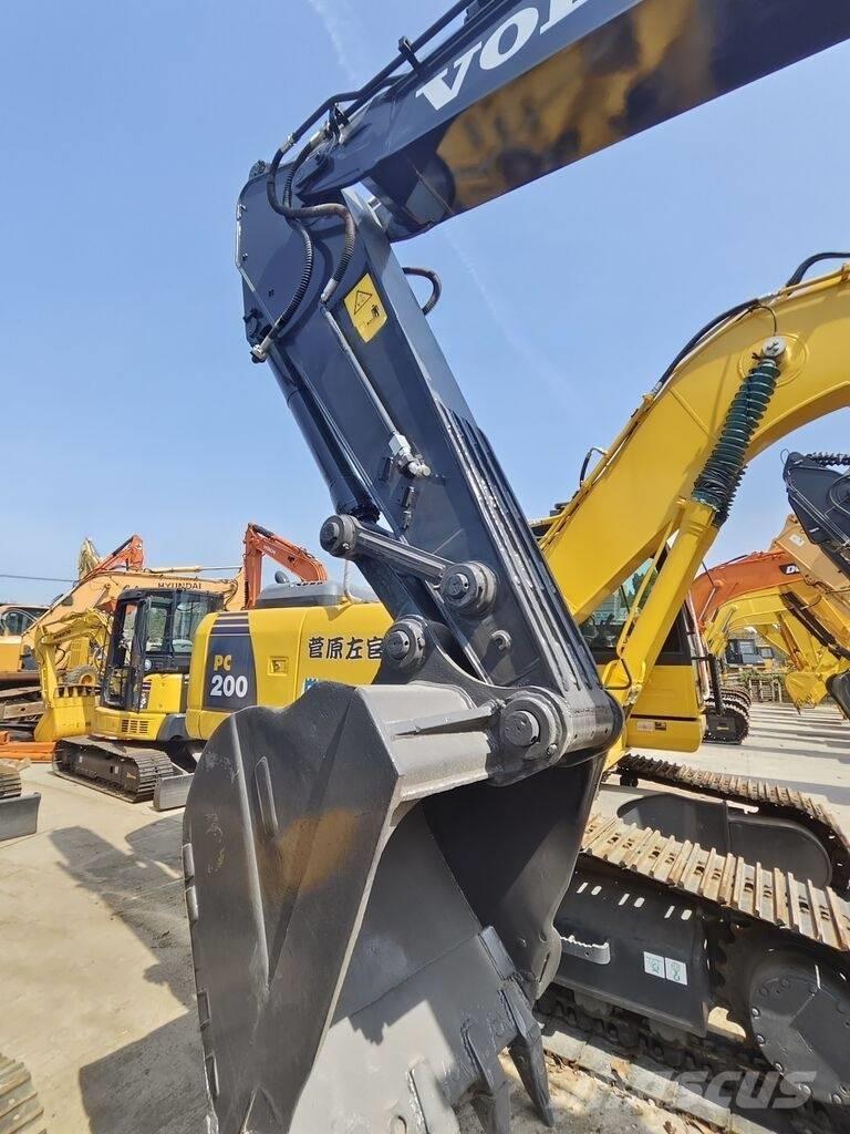 Volvo EC 250 D Paletli ekskavatörler