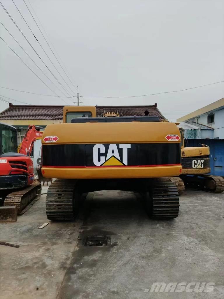 CAT 325 C Paletli ekskavatörler