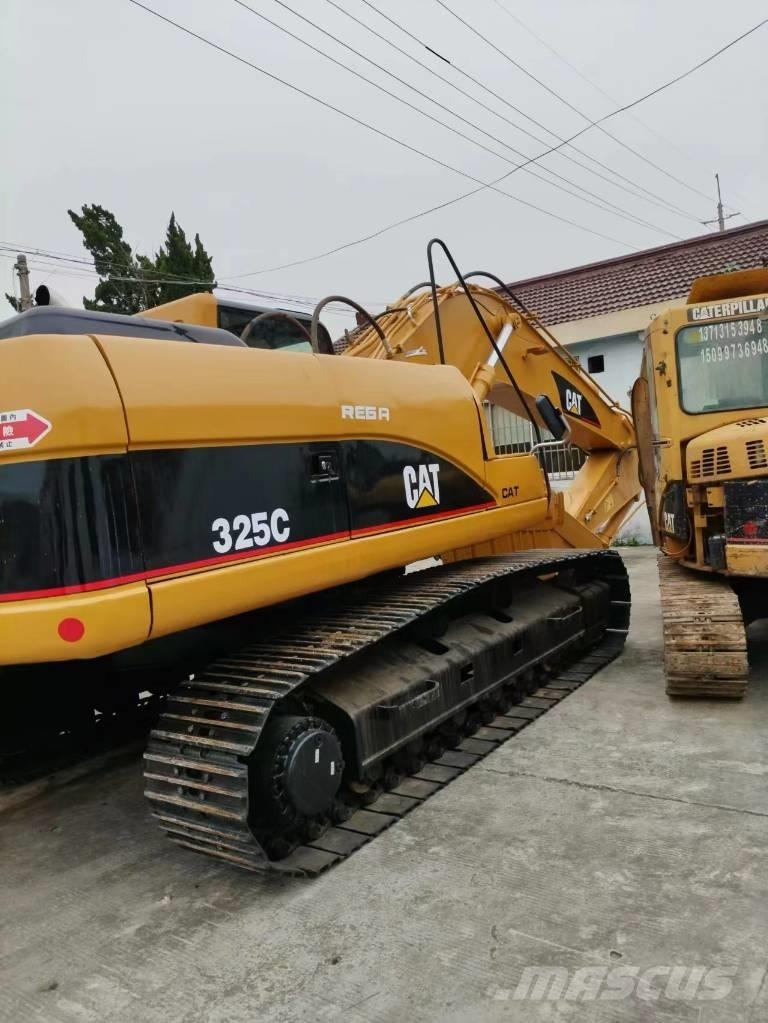CAT 325 C Paletli ekskavatörler