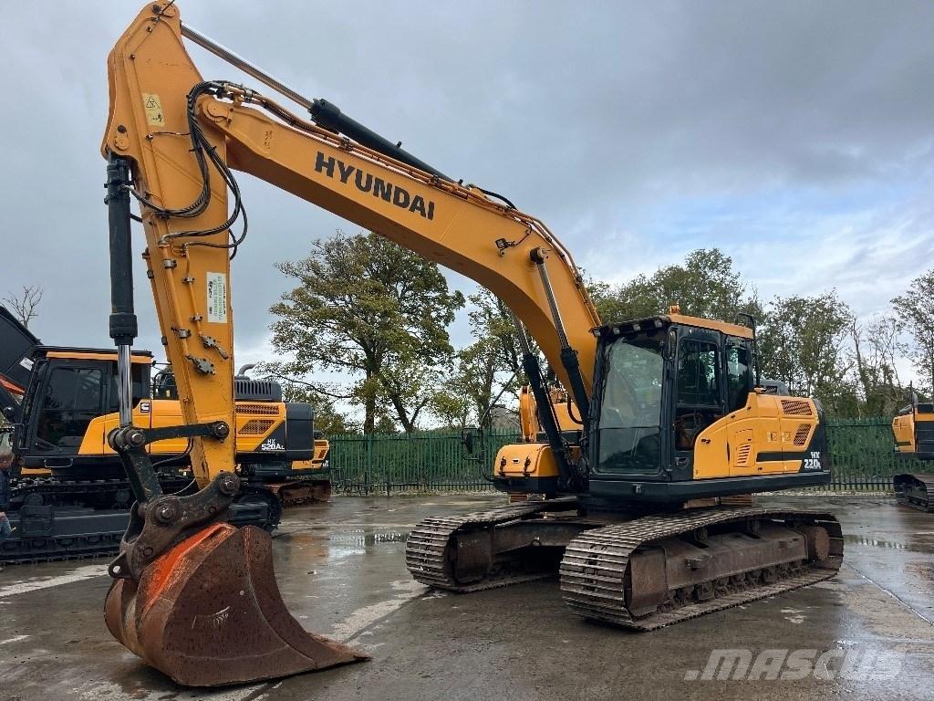 Hyundai HX220L Paletli ekskavatörler