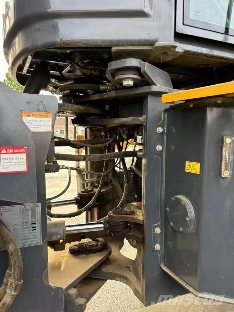 XCMG XC956 Tekerlekli yükleyiciler
