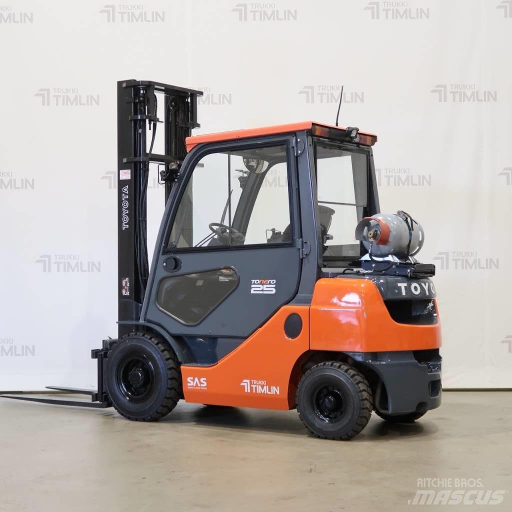 Toyota 02-8FGF25 LPG'li forkliftler