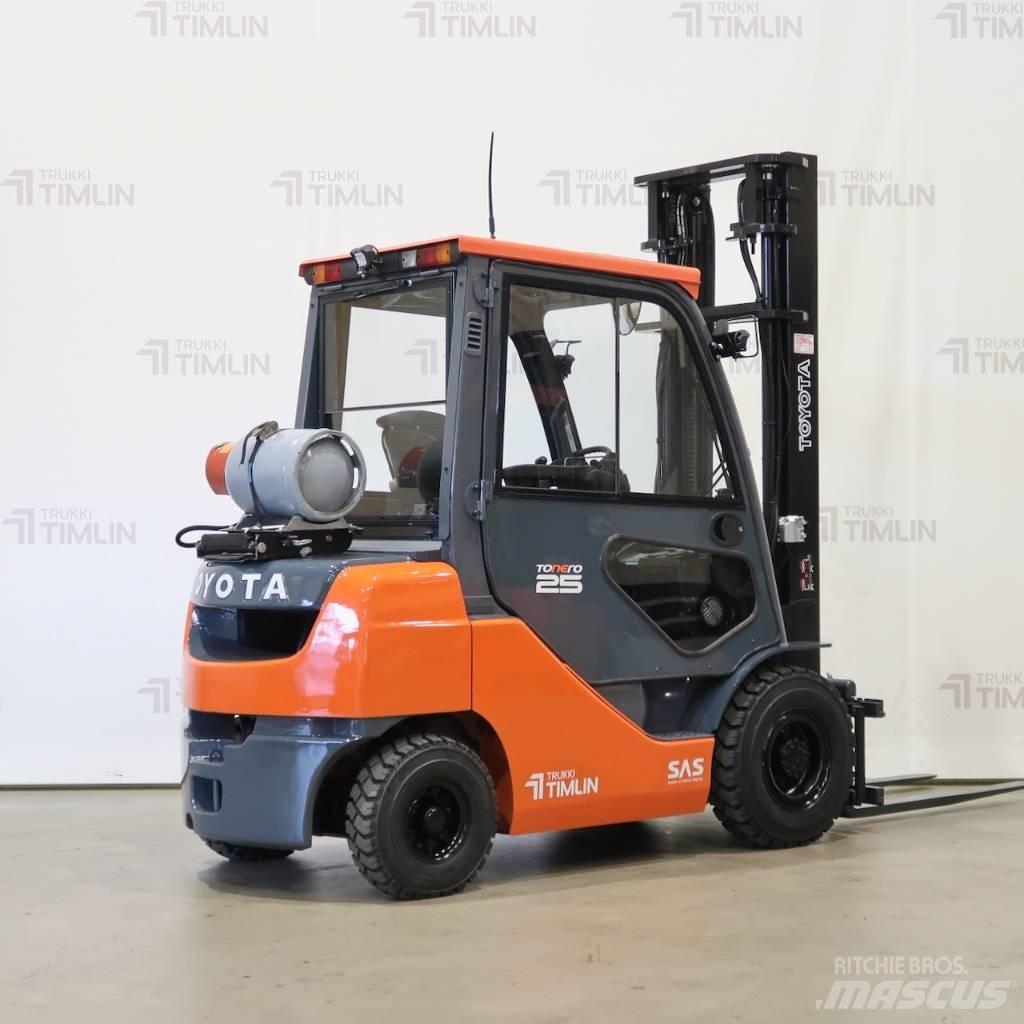 Toyota 02-8FGF25 LPG'li forkliftler