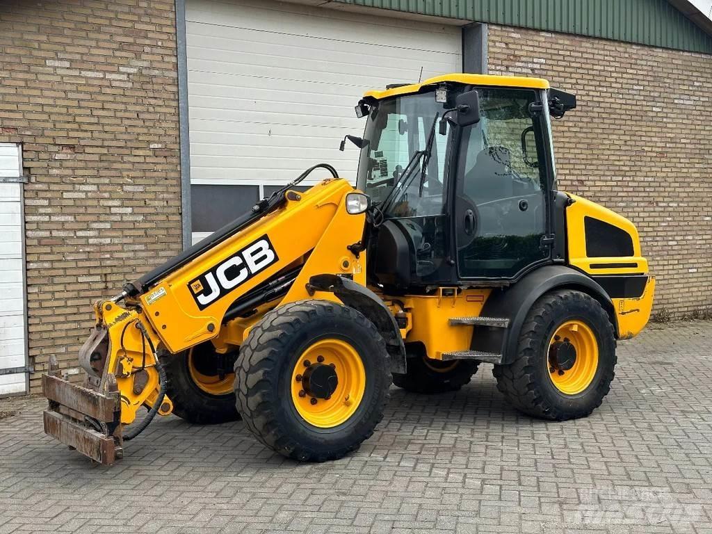 JCB TM220 SV A Teleskopik tekerlekli yükleyiciler
