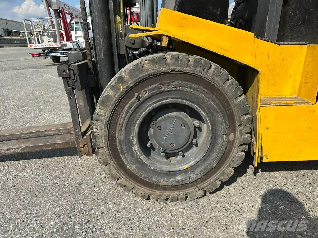 OM E50N Elektrikli forkliftler