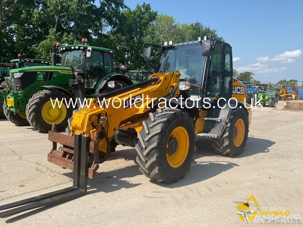 JCB TM 320 S Tarimsal teleskopik yükleyiciler