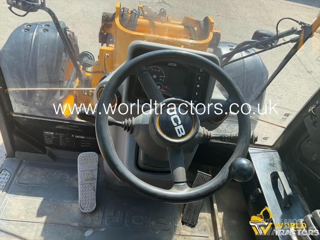 JCB TM 320 S Tarimsal teleskopik yükleyiciler