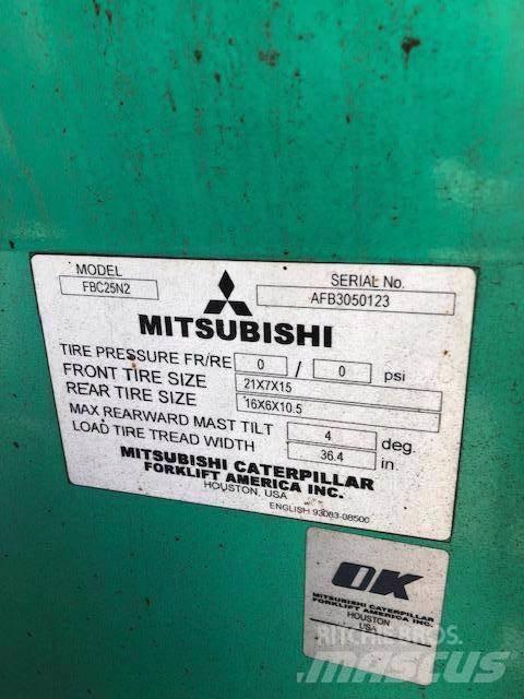 Mitsubishi FBC25N Elektrikli forkliftler