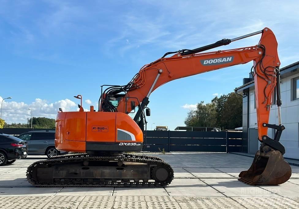 Doosan DX 235 LCR Paletli ekskavatörler