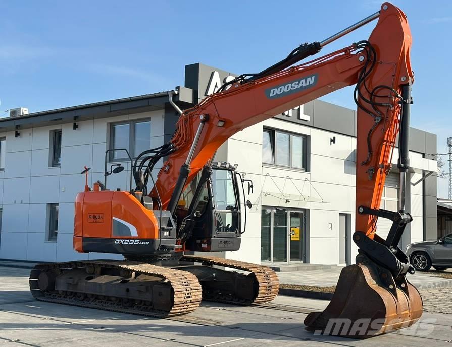Doosan DX 235 LCR Paletli ekskavatörler