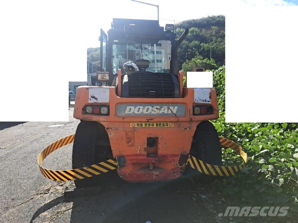 Doosan D 160 S-5 Dizel forkliftler