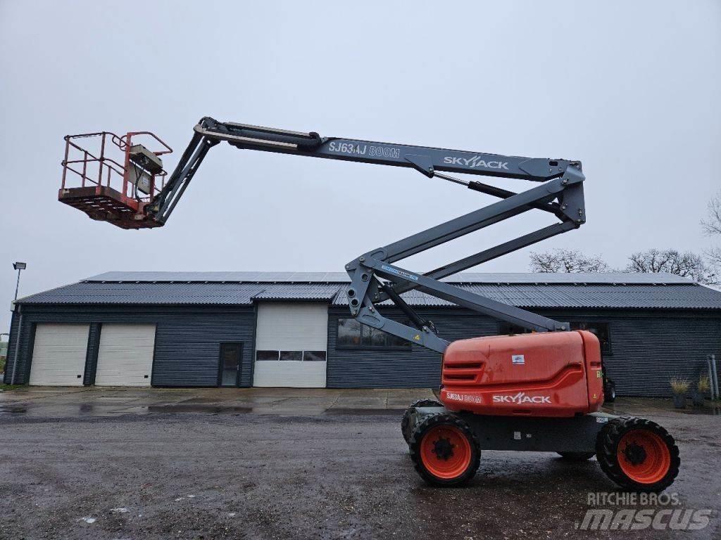 SkyJack SJ63AJ Körüklü personel platformları