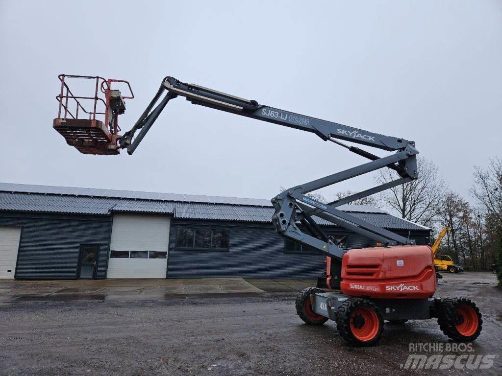 SkyJack SJ63AJ Körüklü personel platformları