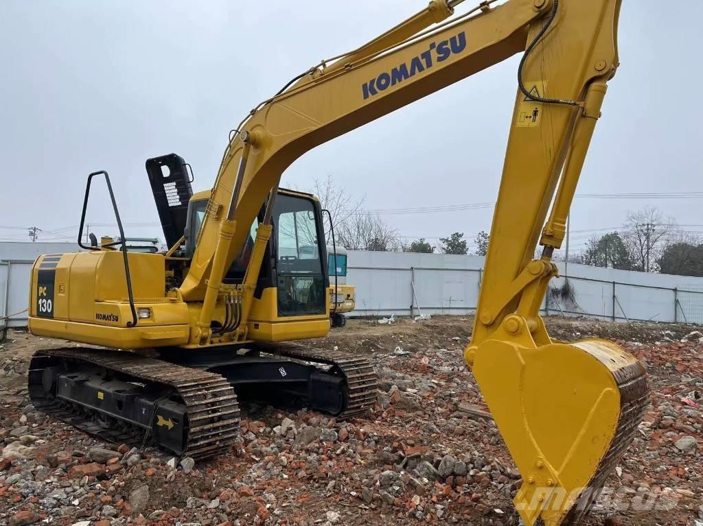 Komatsu PC 130-7 Paletli ekskavatörler