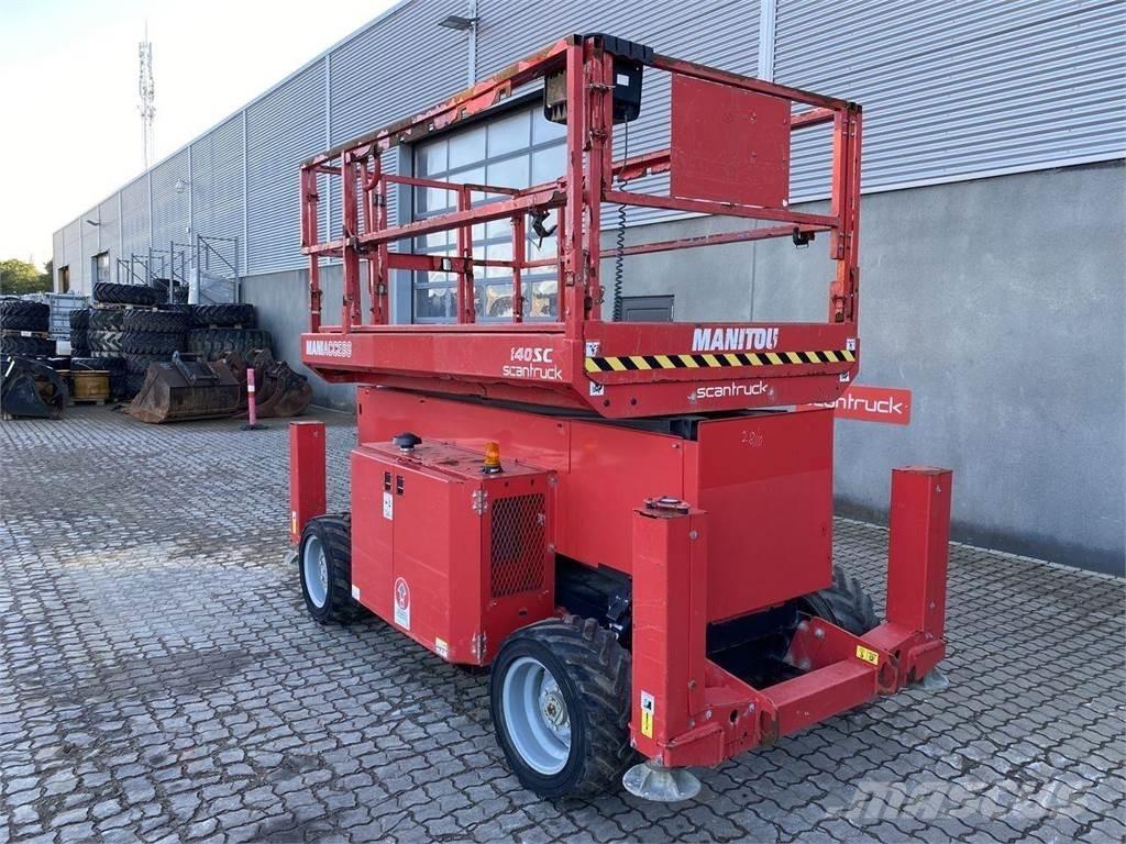 Manitou 140SC Makasli platformlar