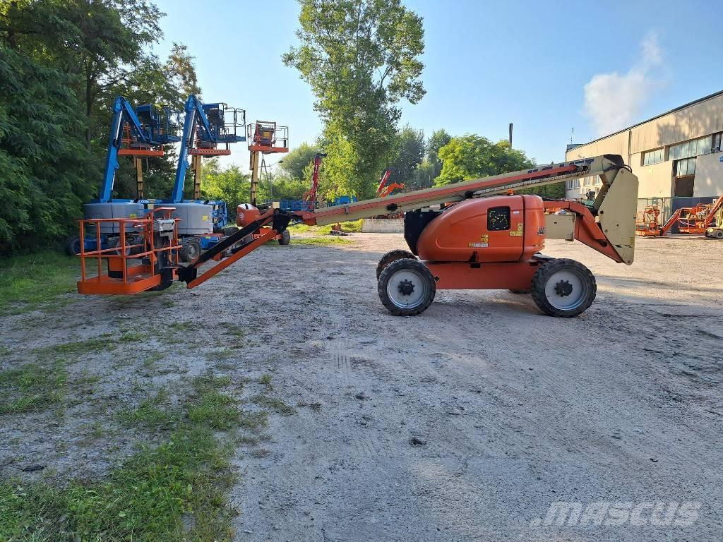 JLG 600AJ Körüklü personel platformları