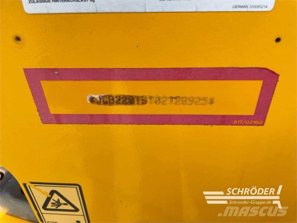 JCB TM 220 Tekerlekli yükleyiciler
