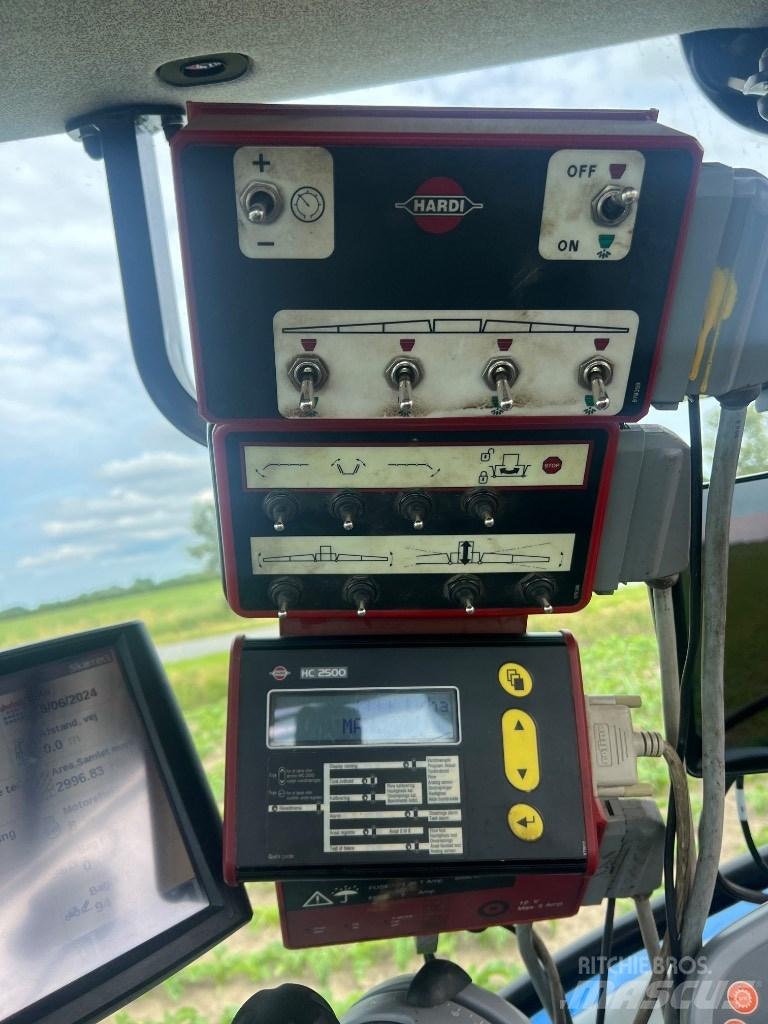 Hardi Commander 2800 Çekilir pülverizatörler
