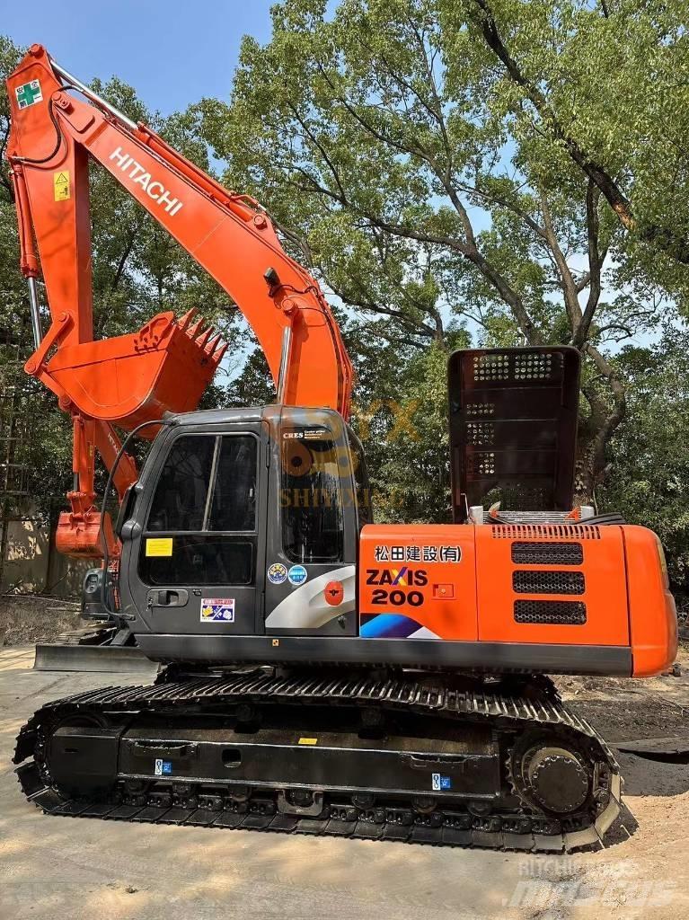 Hitachi EX 200 Paletli ekskavatörler