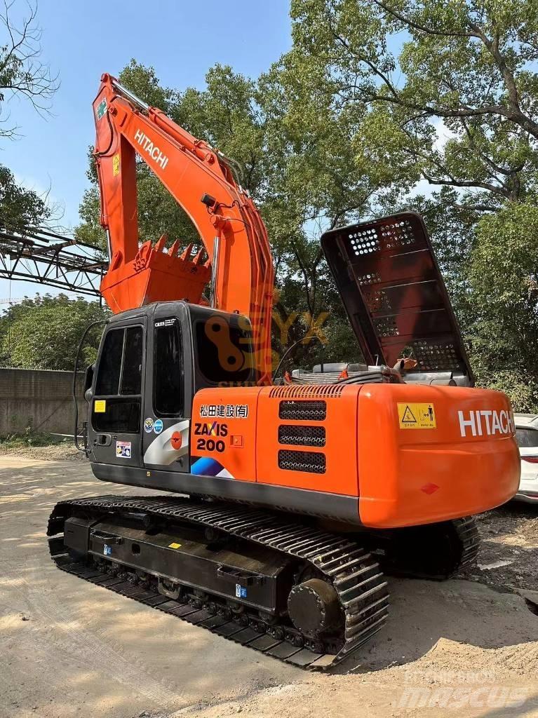 Hitachi EX 200 Paletli ekskavatörler