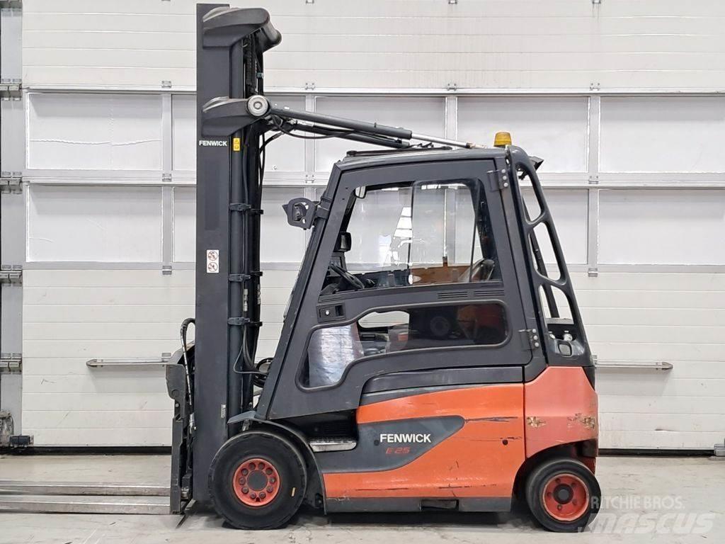 Linde E25-01 Elektrikli forkliftler