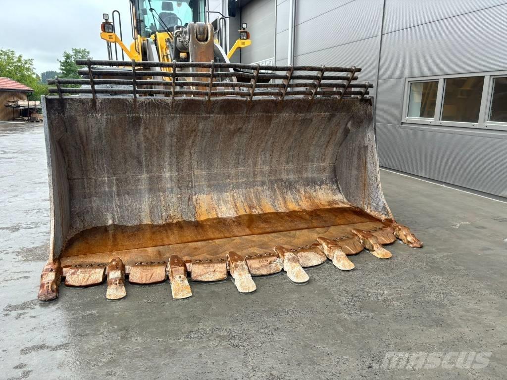 Volvo L 350 F Tekerlekli yükleyiciler