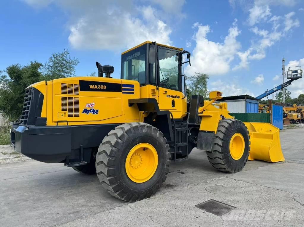 Komatsu WA 320-5 Tekerlekli yükleyiciler