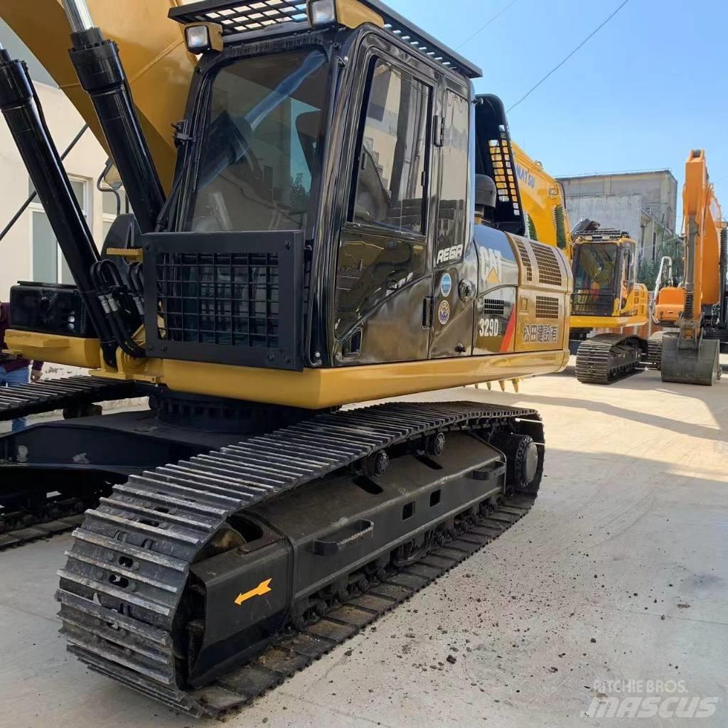 CAT 329E Paletli ekskavatörler