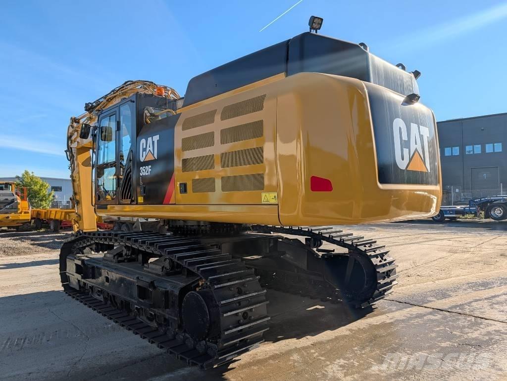 CAT 352 F Paletli ekskavatörler