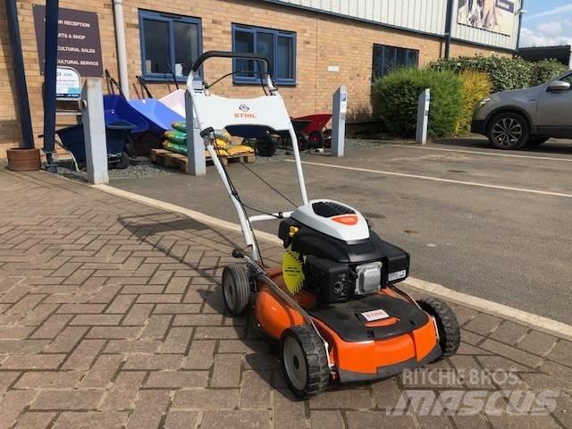Stihl RM 4 RTP Arkasından yürünen çim biçme makineleri