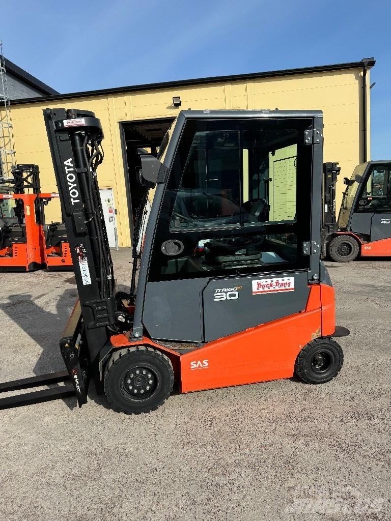 Toyota 8FBMKT30 Elektrikli forkliftler