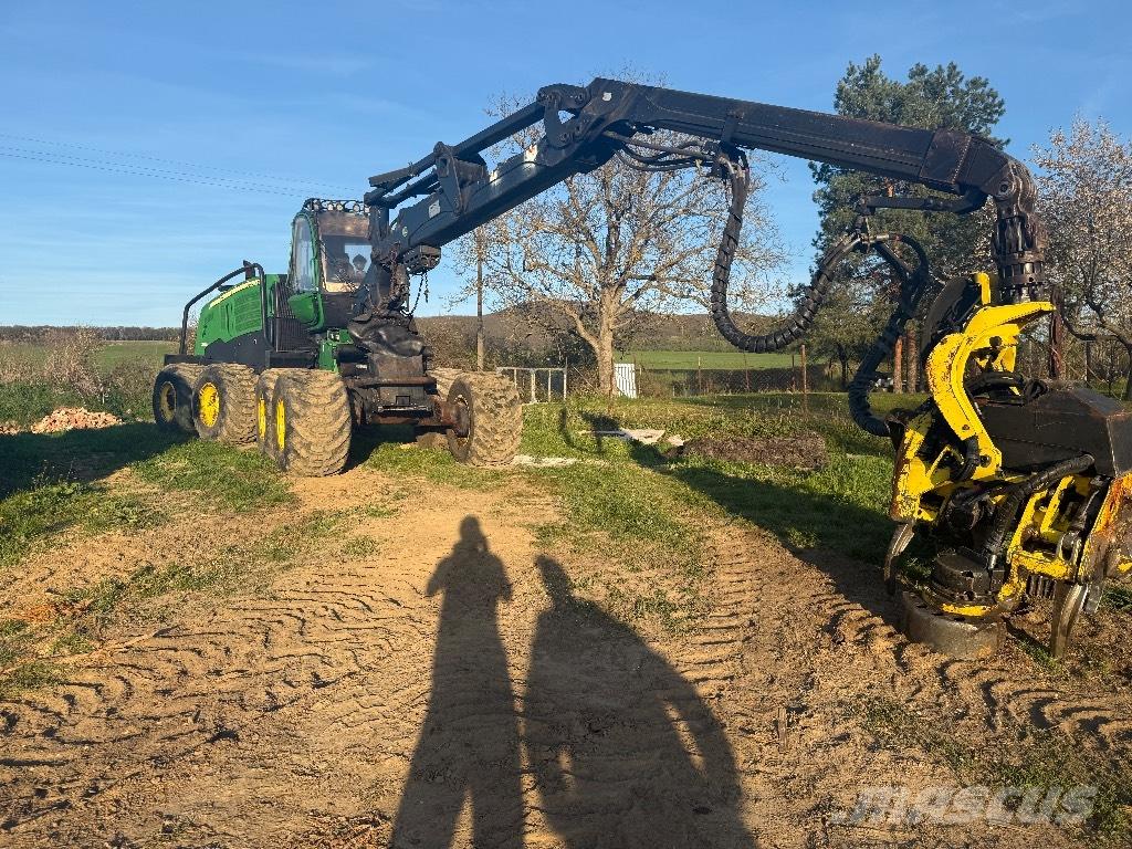 John Deere 1270 E Biçerdöverler