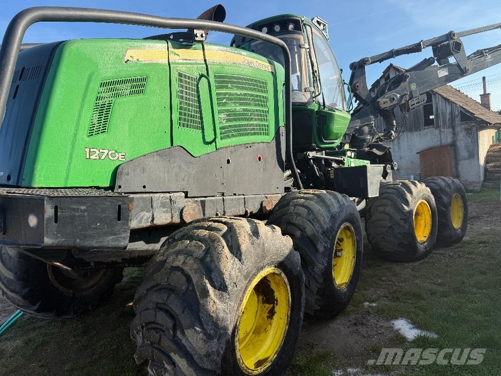 John Deere 1270 E Biçerdöverler