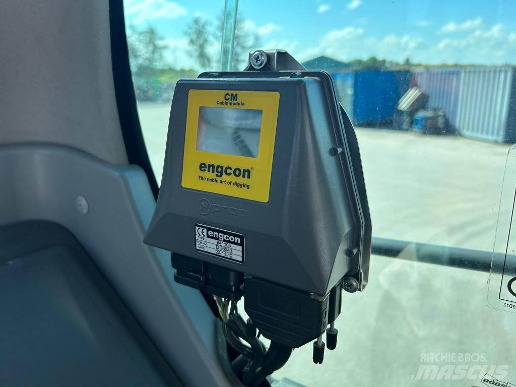 Doosan DX 140 W-5 Lastik tekerli ekskavatörler