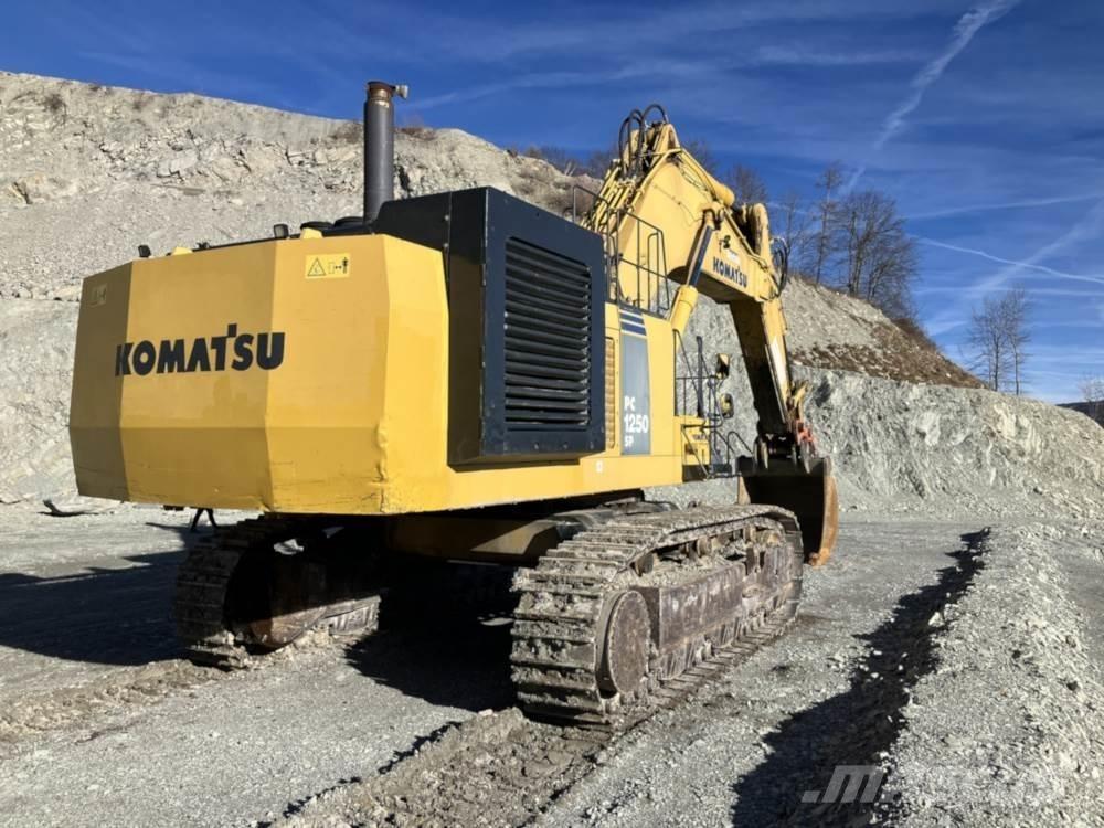Komatsu PC1250-8 Paletli ekskavatörler