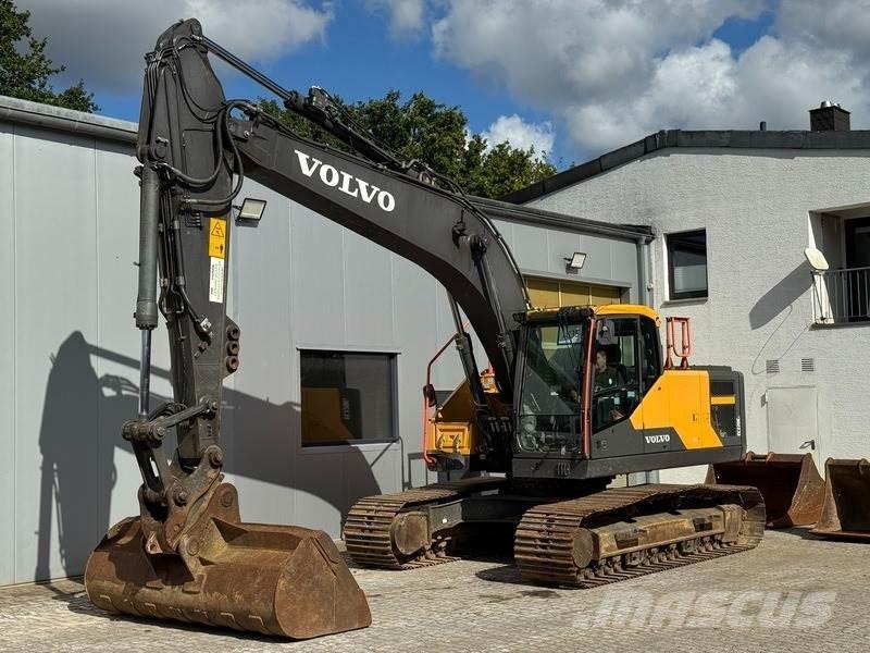 Volvo EC 220 EL Paletli ekskavatörler