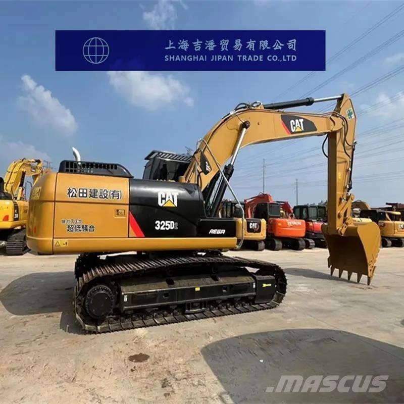 CAT 325 D Paletli ekskavatörler