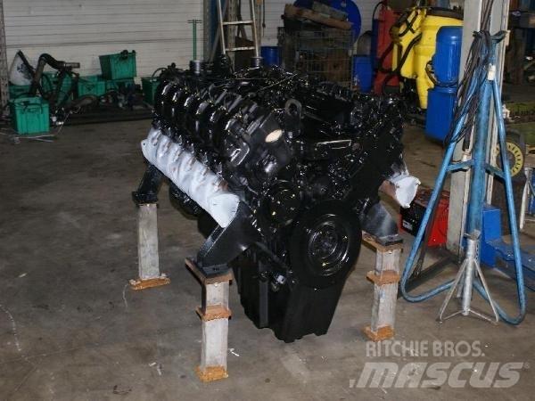 Mercedes-Benz OM404 Motorlar