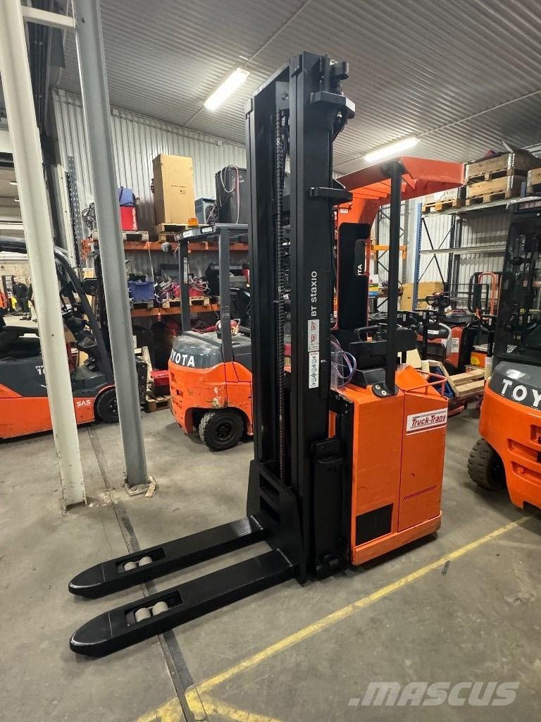 Toyota SSE160 Akülü depo ekipmanları