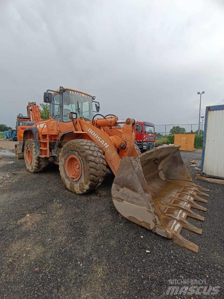 Doosan DL 350 Tekerlekli yükleyiciler